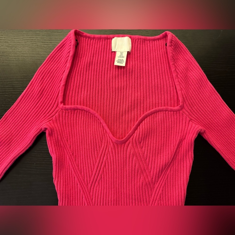 H&M Fuchsia Ribbed Bodysuit - Picture 2 of 7